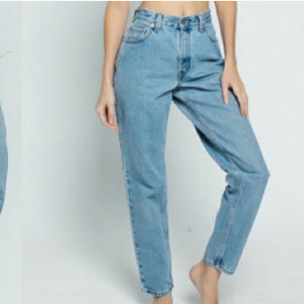 Levis Relaxed Tapered Leg 550 Mom Jeans 4M